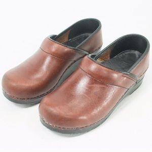 DANSKO brown leather clogs